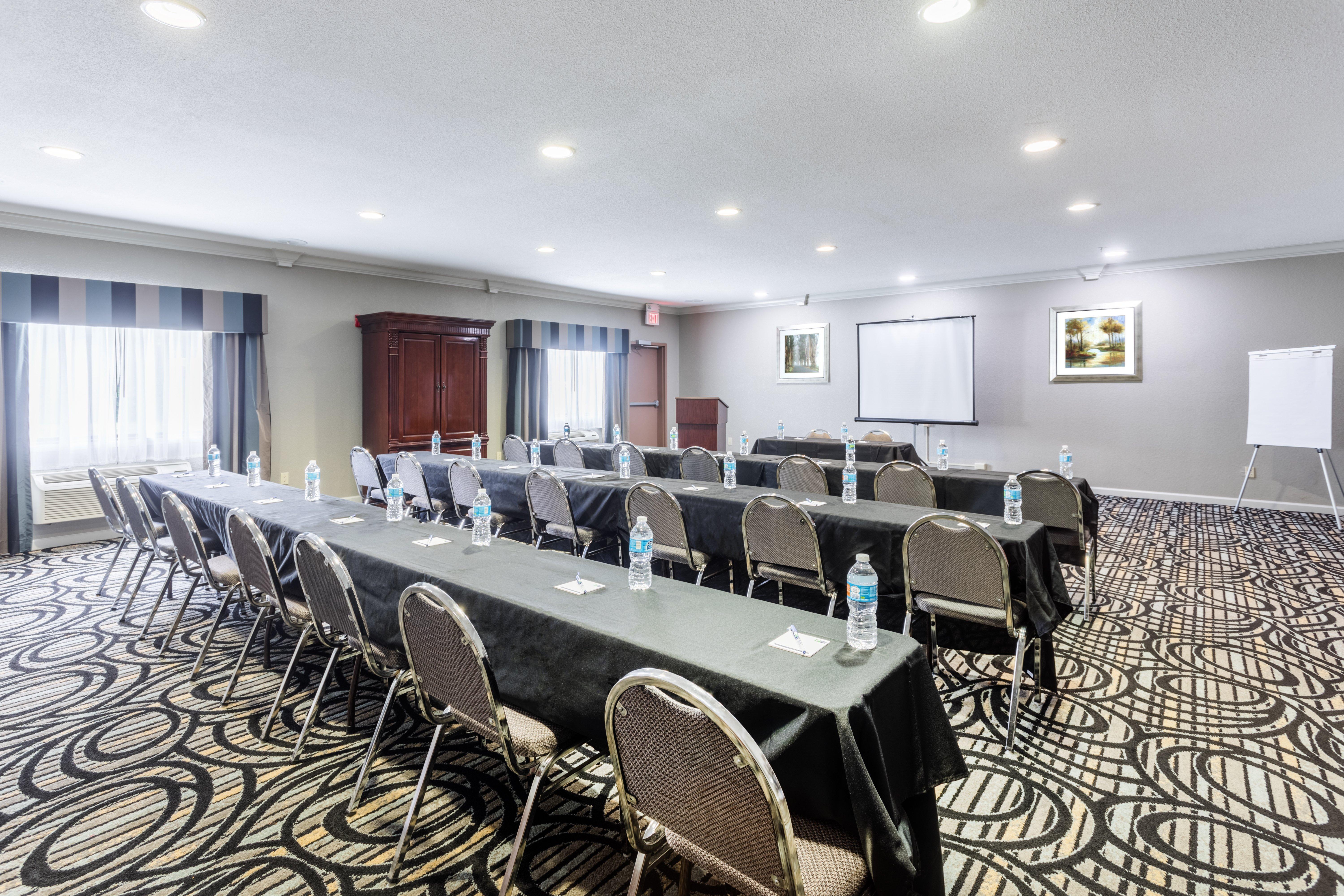 Holiday Inn Express Hotel And Suites Lake Charles By Ihg Exterior foto